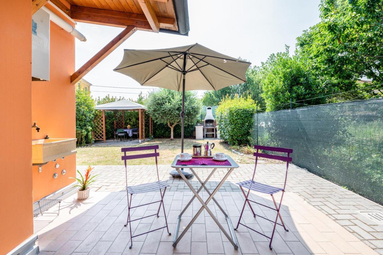 Casenuove Viletta Indipendente A 10 Min Da Parma Case Nuove  Exterior photo